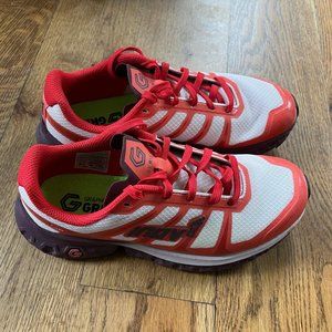 Inov-8 TrailFly G Ultra 300 Max Women's Size 8